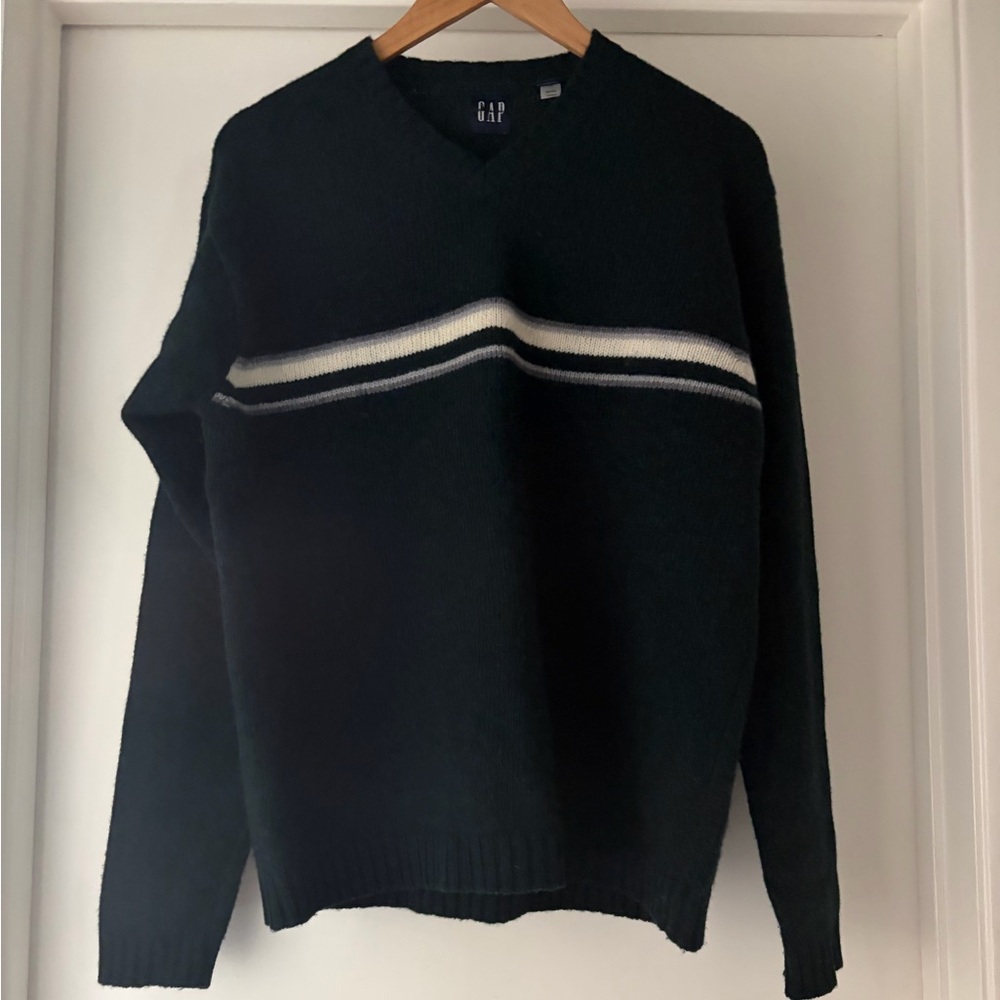 GAP 100% Wool Vneck Pullover Sweater VINTAGE Green Navy Stripe Y2K Lambswool Men